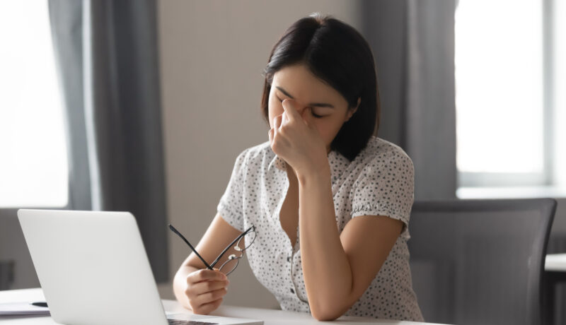 Sindromul burnout: cum să-l previi când lucrezi de acasă