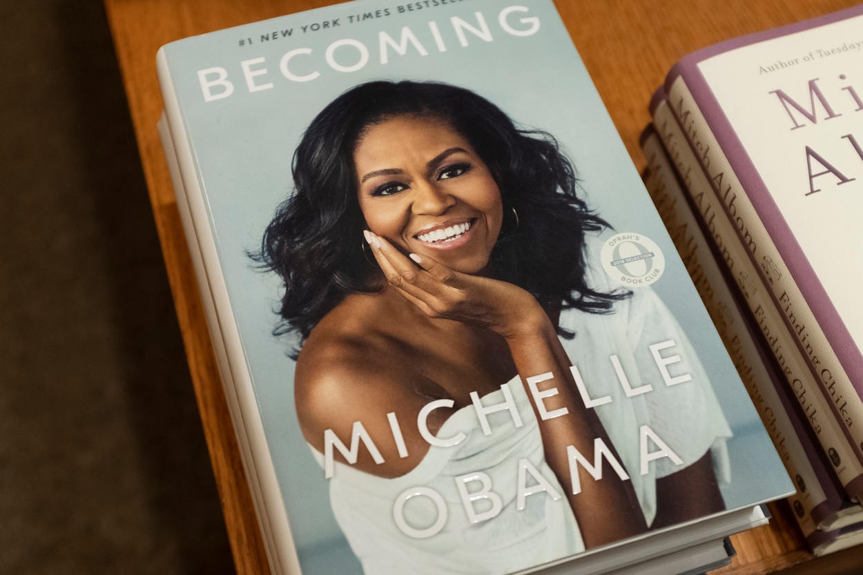 Cartea pe care Michelle Obama a lansat-o în anul 2018, Becoming