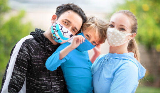 Cum se curăță corect masca de protecție din material textil