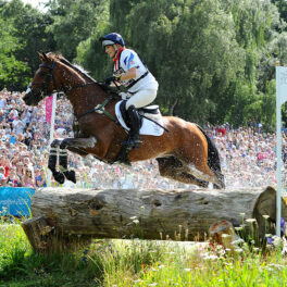 Zara Phillips Tindall pe cal în a patra zi de Olimpiadă