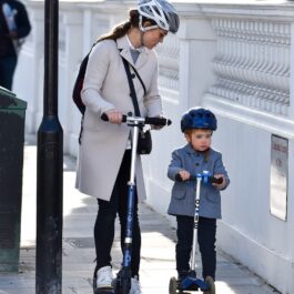 Pippa Middleton, alături de fiul ei, Arthur, la plimbare