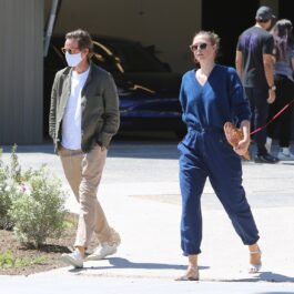Maria Sharapova și logodnicul ei, pe stradă, în Los Angeles