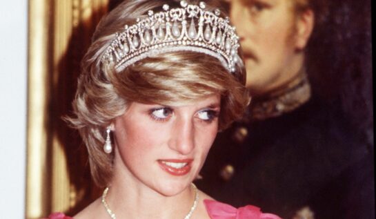 Blugii albi, un simbol al eleganței pentru Prințesa Diana