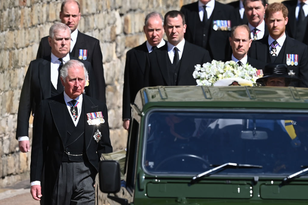 Prințul Charles, profund îndurerat la ceremonia de înmormântare a tatălui său