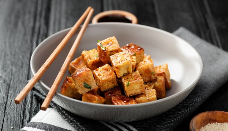 Cum se gătește tofu. Ponturi pentru a obține o textură crocantă