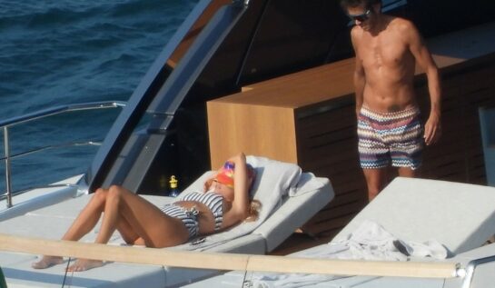 Valentino Rossi și iubita sa, în vacanță pe iaht. Cei doi vor deveni părinți