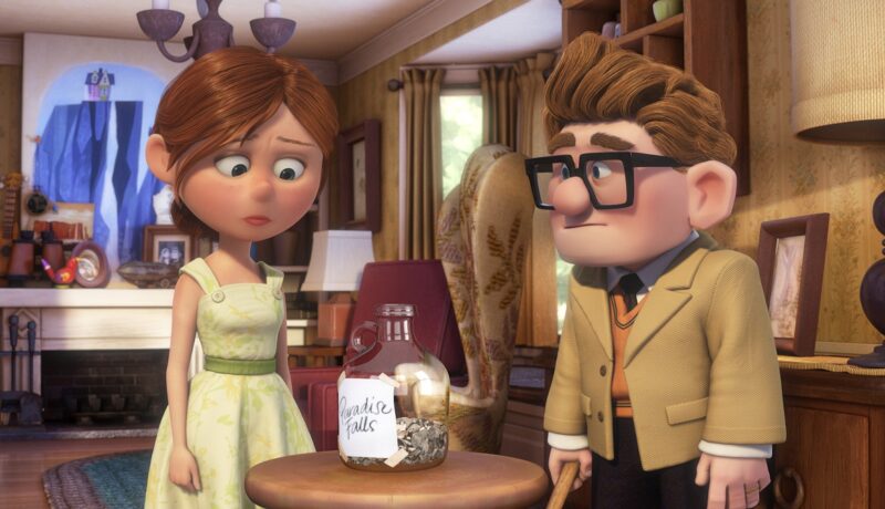 Secvență din filmul Up, lansat în anul 2009. Ellie și Carl se uită la borcanul cu bani pentru excursia lor