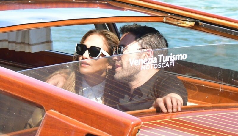 Jennifer Lopez și Ben Affleck sunt mai îndrăgostiți ca niciodată. Cum au apărut la Festivalul de Film de la Veneția