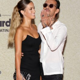 Marc Anthony și noua sa iubită, la Billboard Music Awards 2021, în ținute elegante
