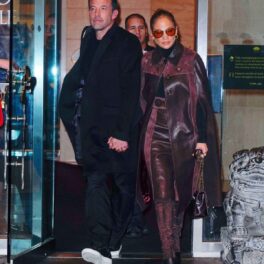 Jennifer Lopez de mână cu Ben Affleck la cumpărături în New York