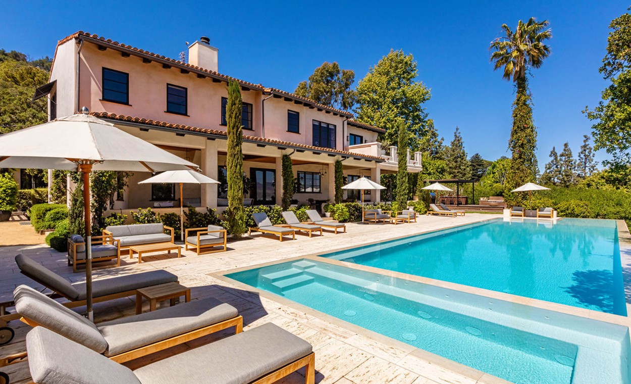 Casa din Hollywood Hills pe care Justin Timberlake a scos-o la vânzare