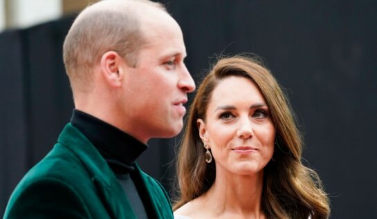 Kate Middleton, fotografiată în timp ce se uită la Prințul William, la gala Earthshor Prize