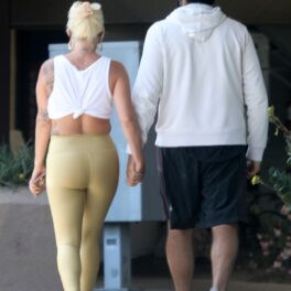Lady Gaga cu spatele de mână cu iubitul său Michael Polansky