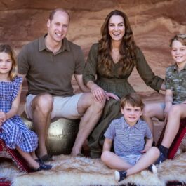 Prințesa Charlotte alături de Prințul William, Kate Middleton, Prințul George și Prințul Louis