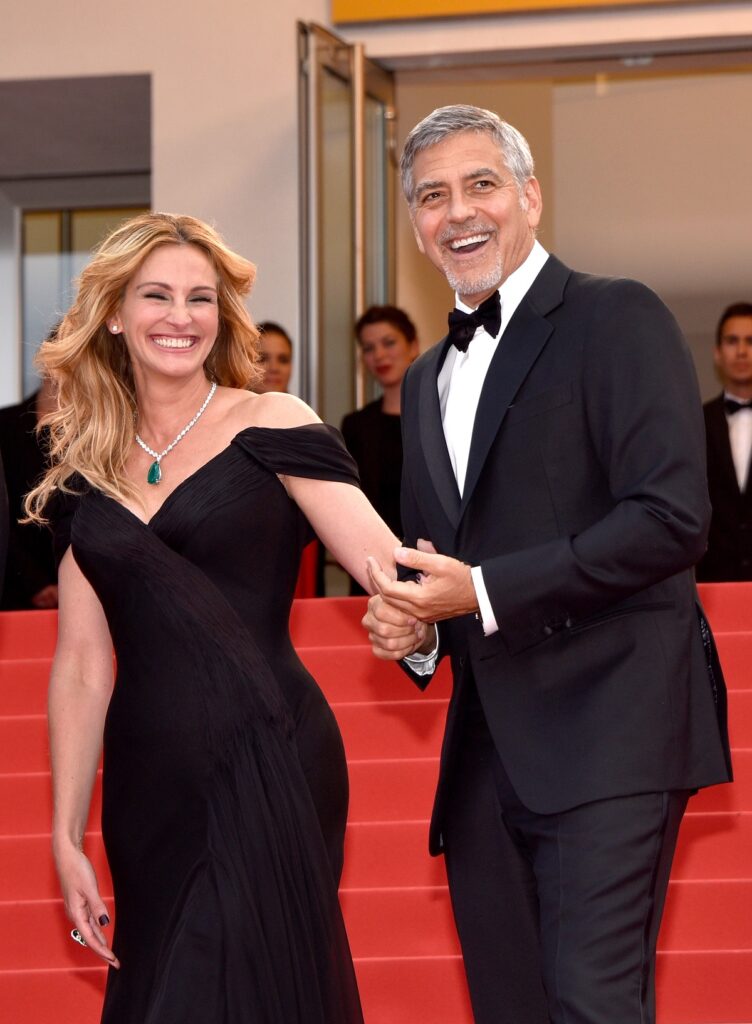 Julia Roberts alături de Geroge Clooney la Festivalul de Film de la Cannes din 2016