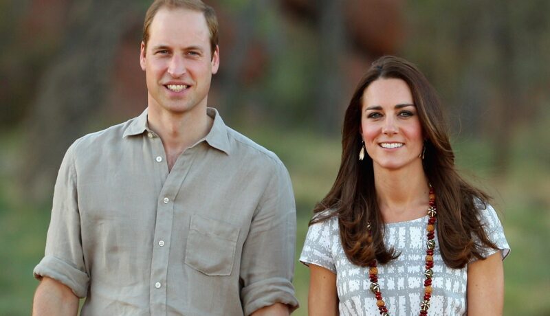 Prințul William și Kate Middleton au publicat o felicitare de Crăciun. Cum arată imaginea cu familia Ducilor de Cambridge