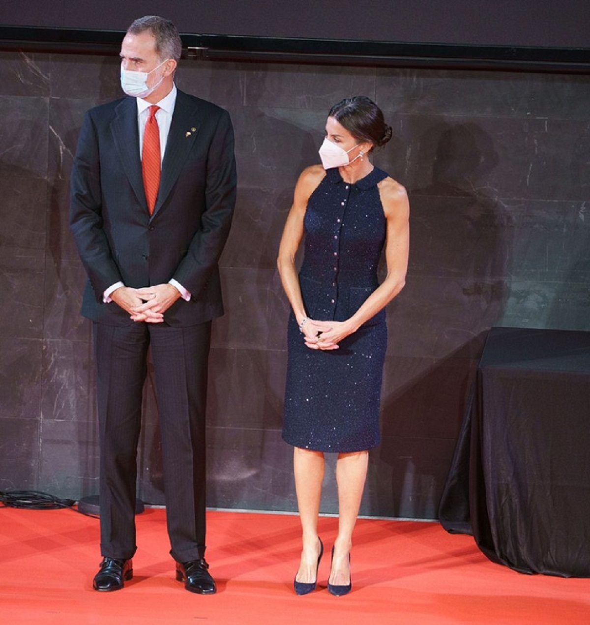 Regina Letizia alături de soțul său, Regele Felipe la Gala Comitetului Olimpic Spaniol de la Madrid