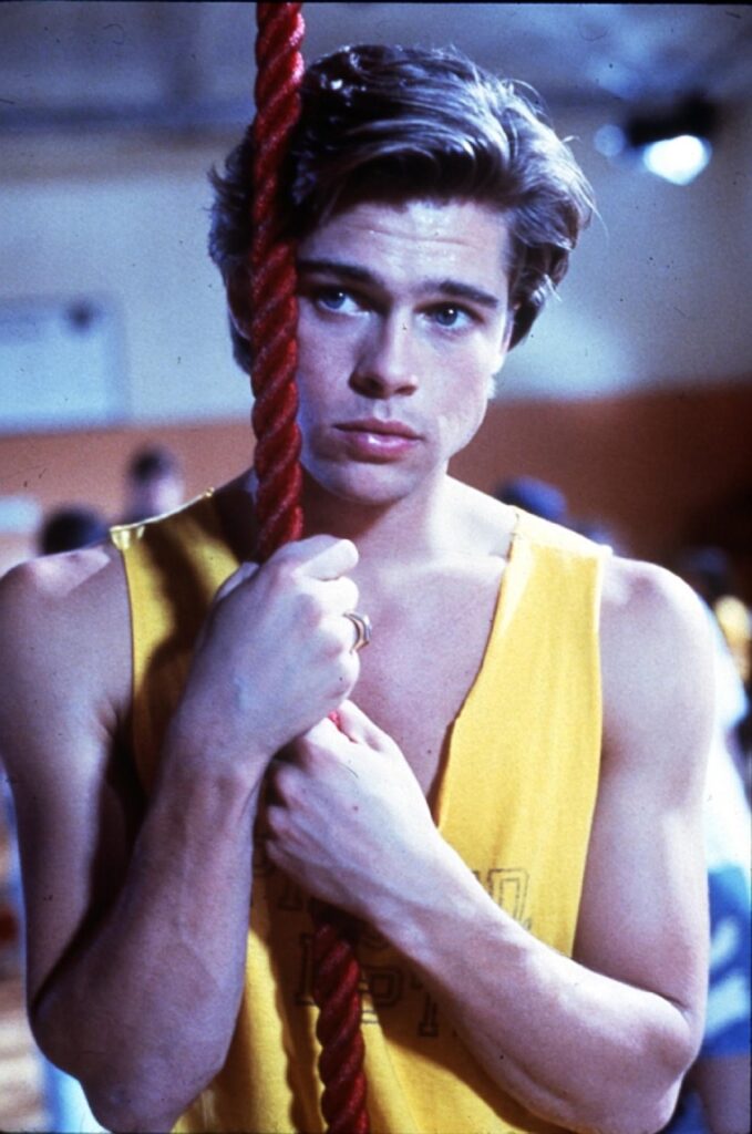Brad Pitt într-o scenă din filmul Cutting Glass în anul 1989