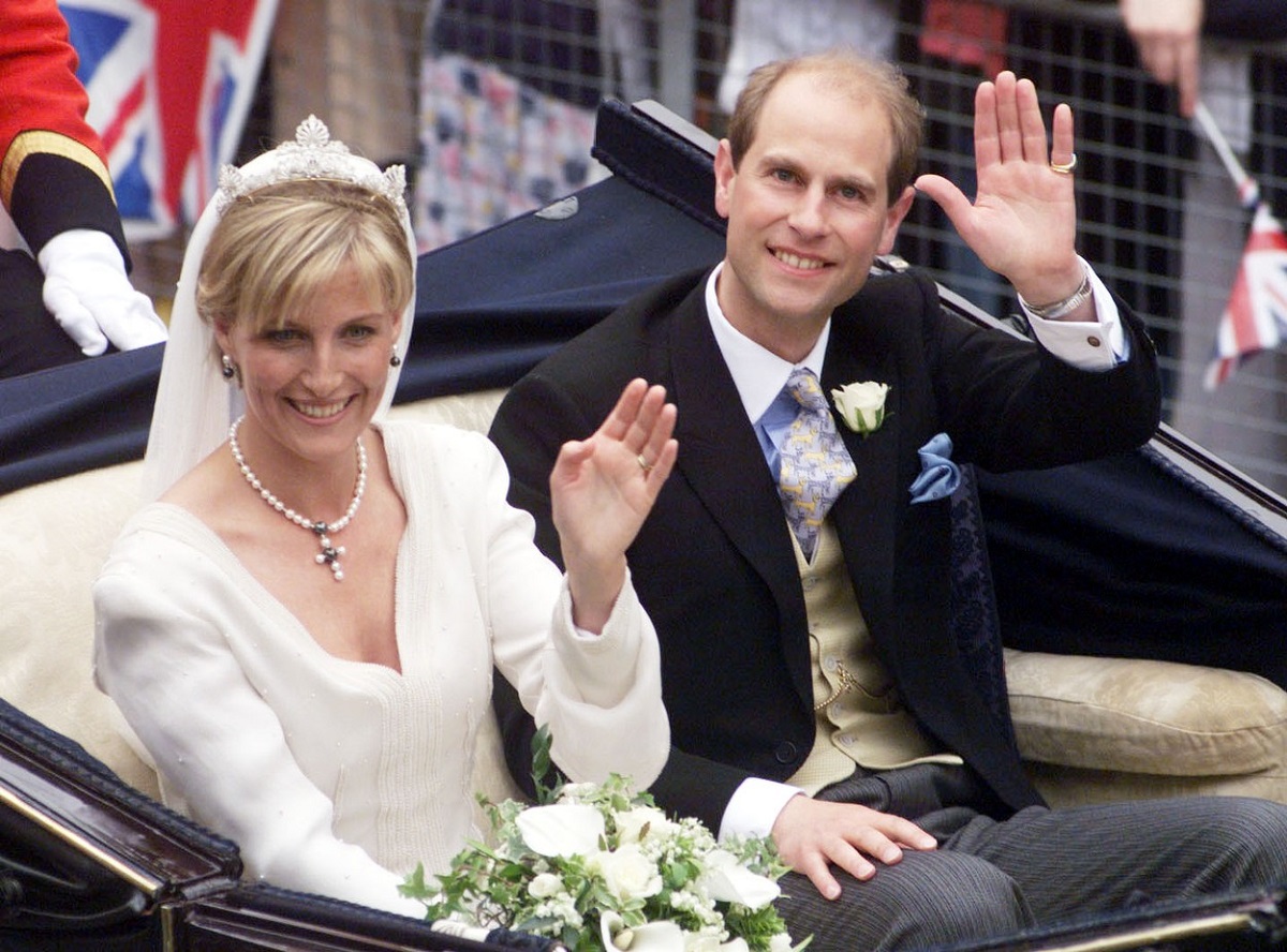 Sophie Rhys Jones și Prințul Edward la nunta din 1999