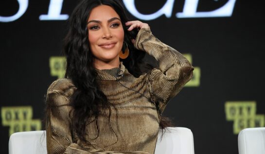 Apropiații lui Kim Kardashian sunt încântați să o vadă „cu adevărat fericită” lângă Pete Davidson. Ce declarații au făcut despre povestea lor de dragoste