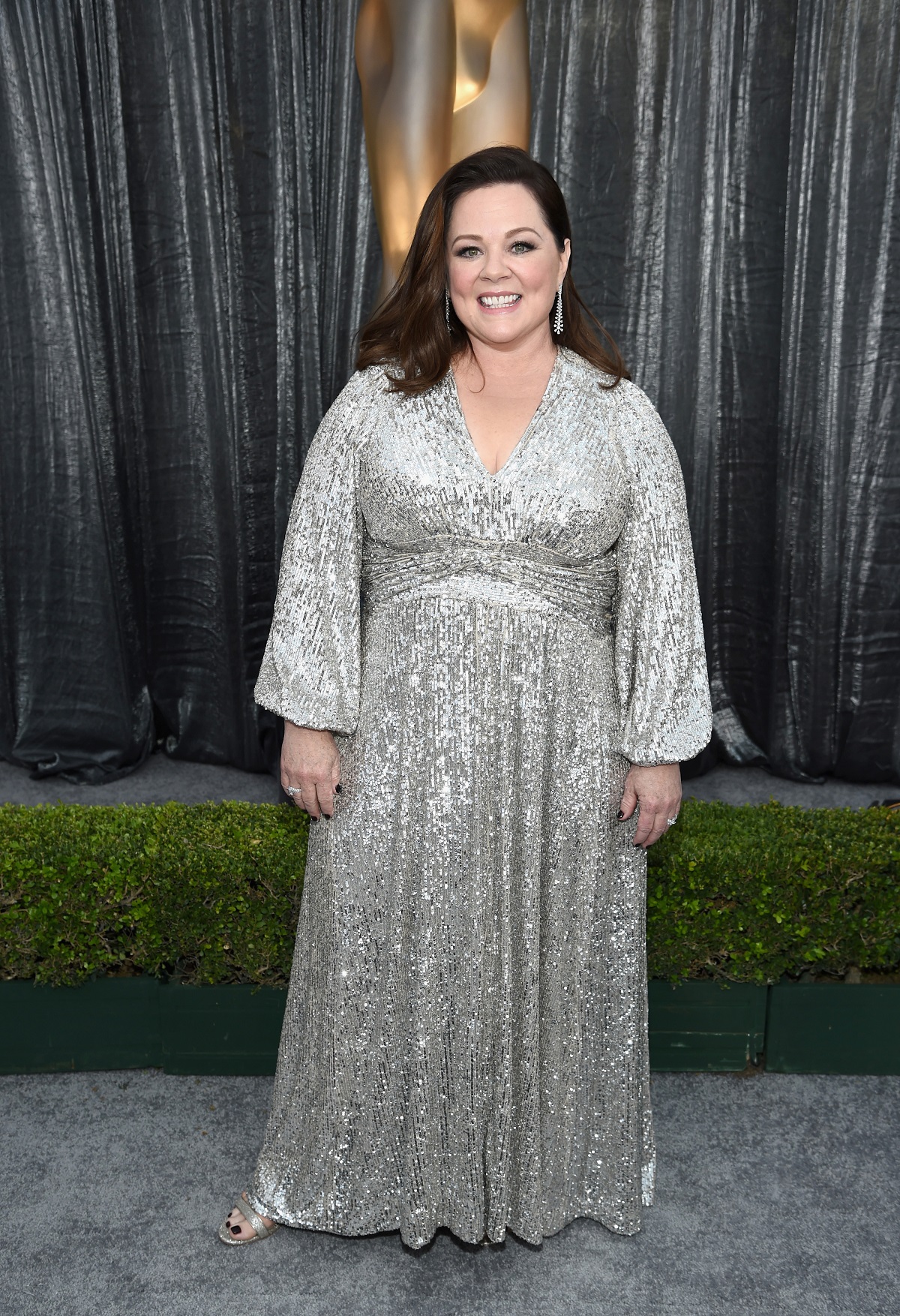 Melissa McCarthy într-o rochie argintie la Annual Screen Actors Guild