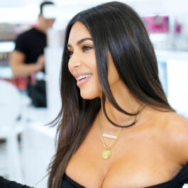 Kim Kardashian, la un eveniment de lansare al unor produse cosmetice