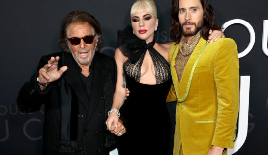 Lady Gaga, alături de Al Pacino și Jared Leto, la premiera House of Gucci din New York