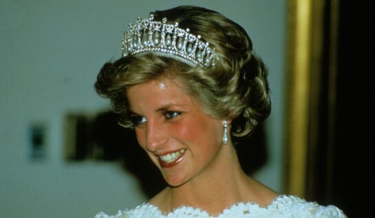 O fotografie rară cu Prințesa Diana a fost expusă la Palatul Kensington. Portretul a fost realizat de David Bailey