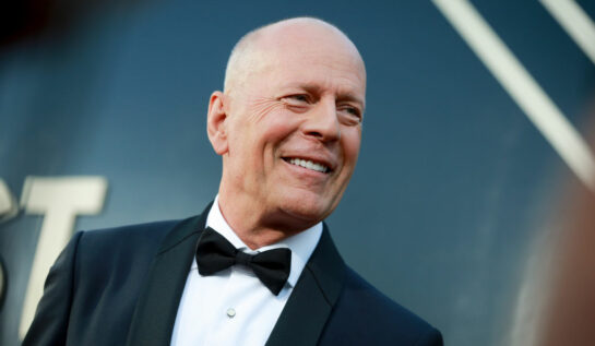 Bruce Willis a renunțat la cariera de actor. Aceasta a fost diagnosticat cu afazie, o boală care îi afectează capacitățile cognitive