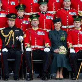 Ducii de Cambridge, la parada de Sfântul Patrick, îmbrăcați elegant