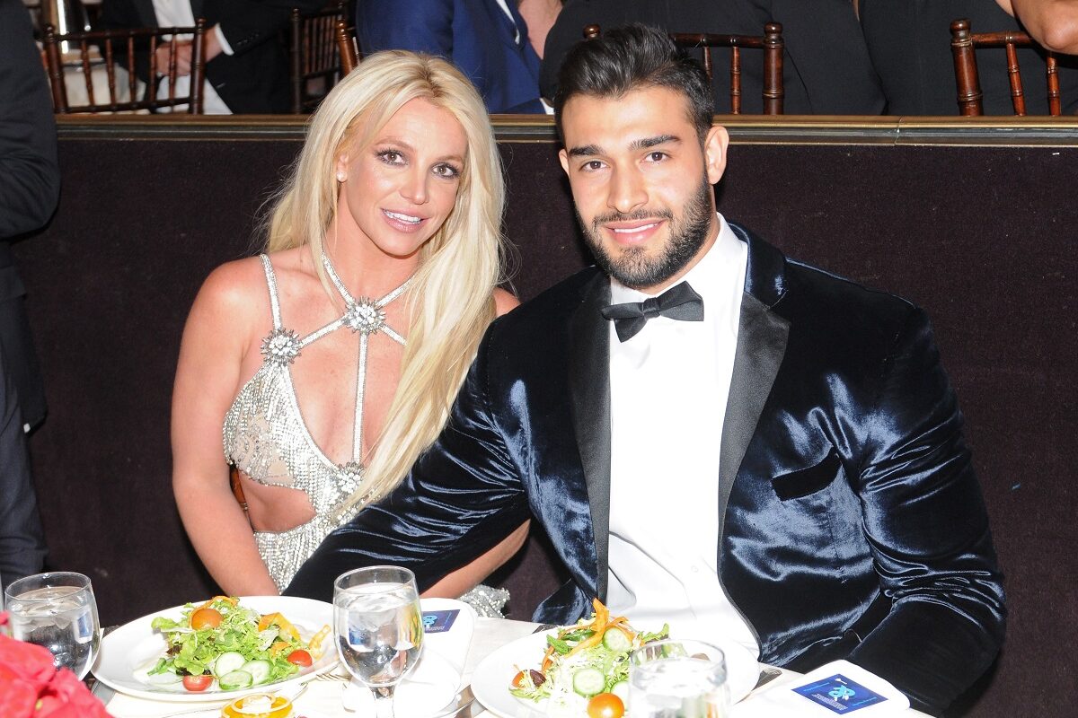 Britney Spears care a anunțat că e însărcinată alături de logodnicul său, Sam Asghari