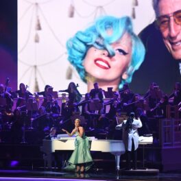 Gaga și Tony Bennett, într-un montaj de imagini pe ecranul de la Premiile Grammy 2022
