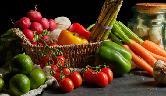 Sfaturi care te ajută să incluzi mai ușor legumele în alimentație