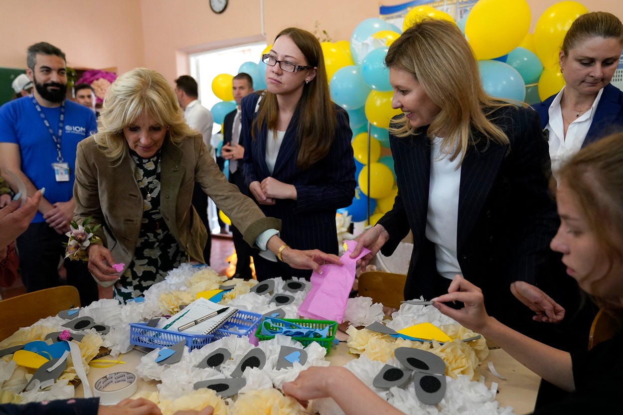 Jill Biden și Olena Zelensky au făcut activități cu copiii ucraineni
