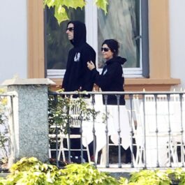 Travis Barker și Kourtney Kardashian, în vacanță în Italia