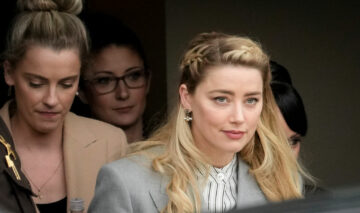 Amber Heard a fost surprinsă alături de sora ei într-un avion privat