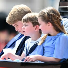 Copiii Ducilor de Cambridge, într-o trăsură la Tropping the Colour