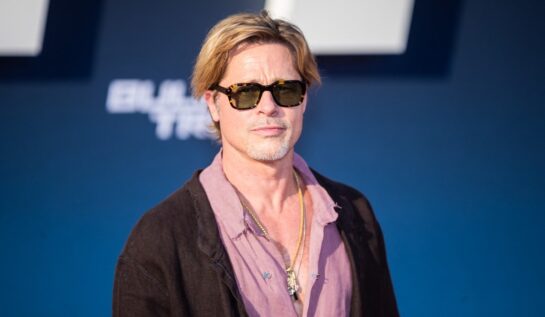 Brad Pitt a purtat o fustă pe covorul roșu. Actorul și-a făcut apariția la premiera filmului Bullet Train