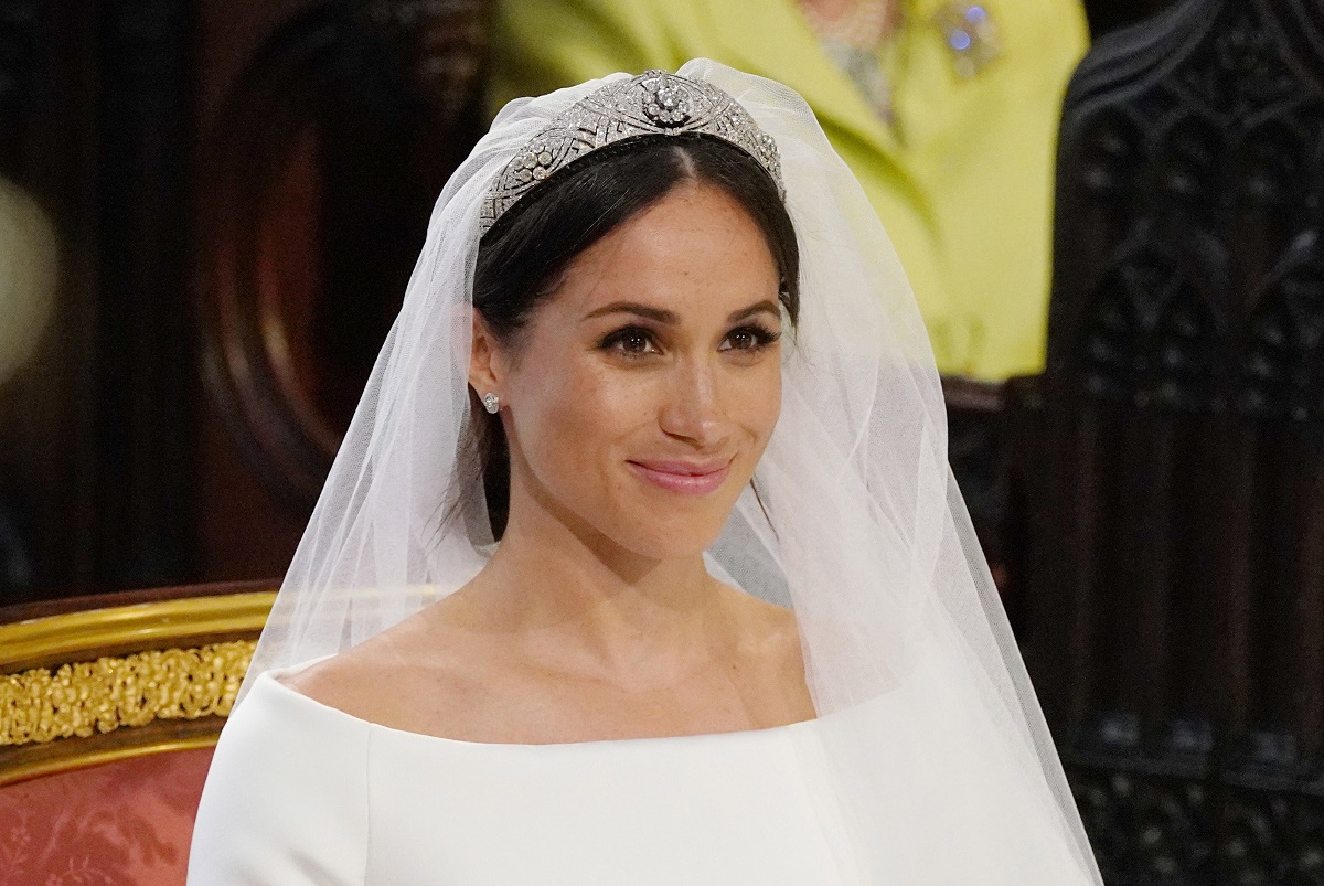 Meghan Markle îmbrăcată în rochie de mireasă la nunta sa cu Prințul Harry din anul 2018