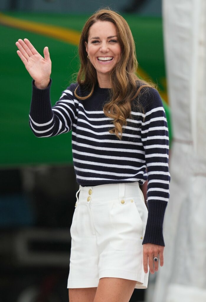 Kate Middleton a participat la un eveniment cu catamarane, într-o ținută casual