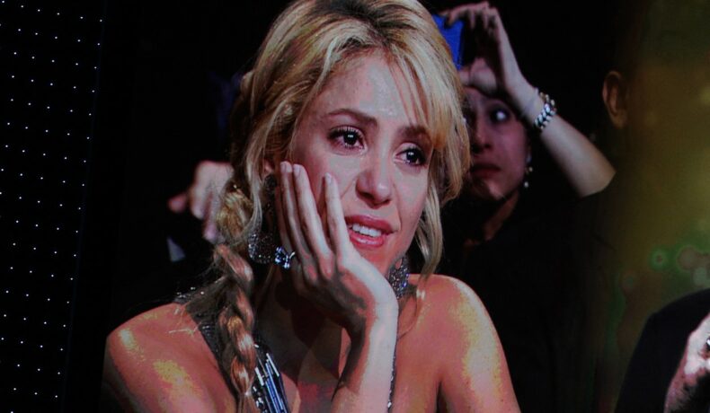 Shakira, la un eveniment, fotografiată cu lacrimi în ochi