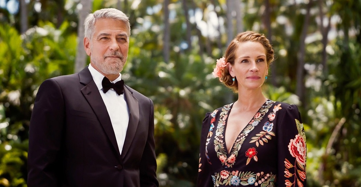 Julia Roberts și George Clooney în filmul Ticket to Paradise din lista de filme noi care apar în luna octombrie 2022