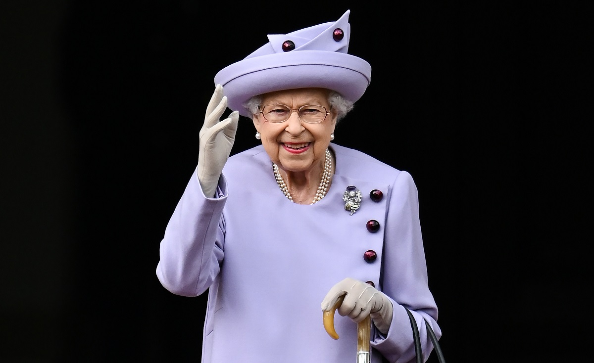 Regina Elisabeta a II-a în timpul Jubileului de Platină
