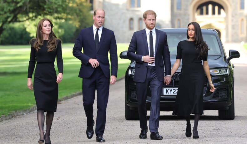 Kate Middleton, Prințul William, Prințul Harry și Meghan Markle la funeraliile Reginei Elisabeta a II-a