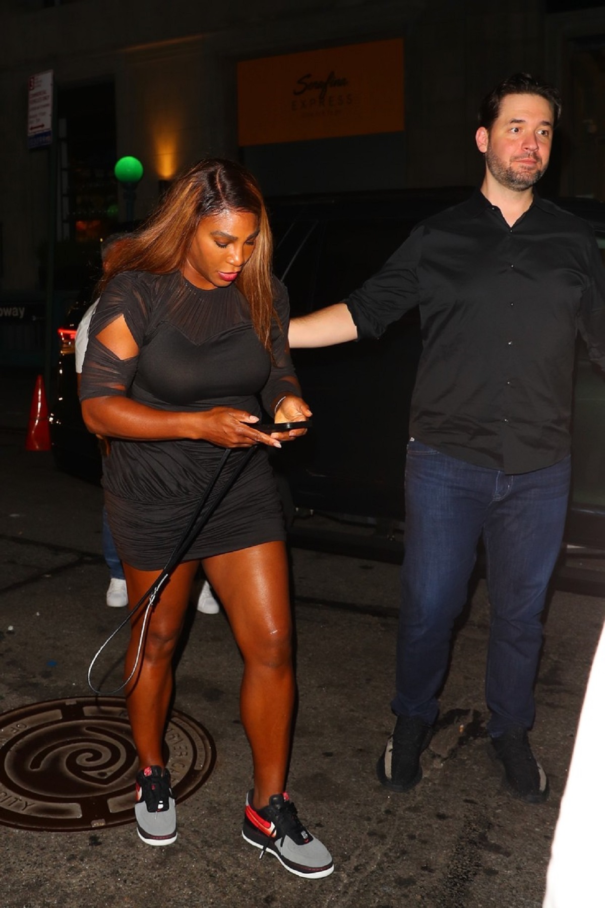 Serena Williams și Alexis Ohanian la o petrecere din New York