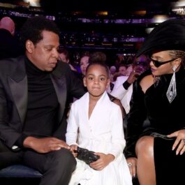 Jay-Z alături de Blue Ivy Carterși Beyonce la premiile Grammy 2018
