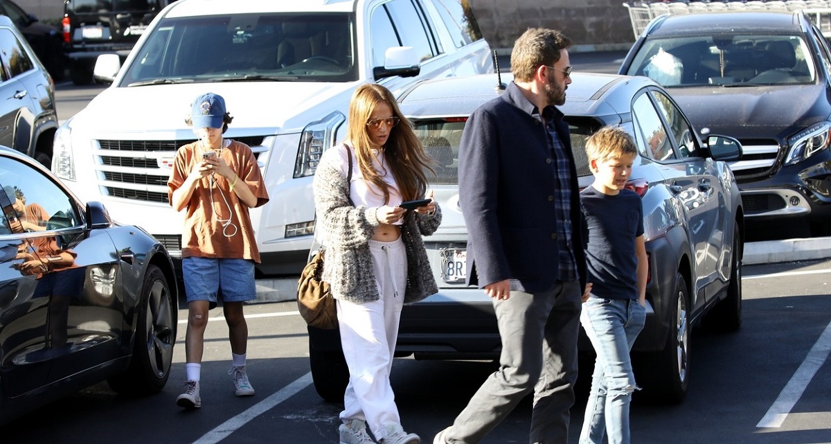 Emme alături de Jennifer Lopez, Ben Affleck și fiul acestuia, Samuel, la cumpărături în Los Angeles