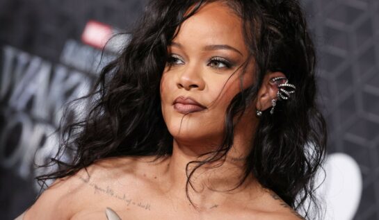 Rihanna a revenit pe covorul roșu la premiera filmului Black Panther: Wakanda Forever. Artista se pregătește să lanseze o melodie după o pauză muzicală de cinci ani