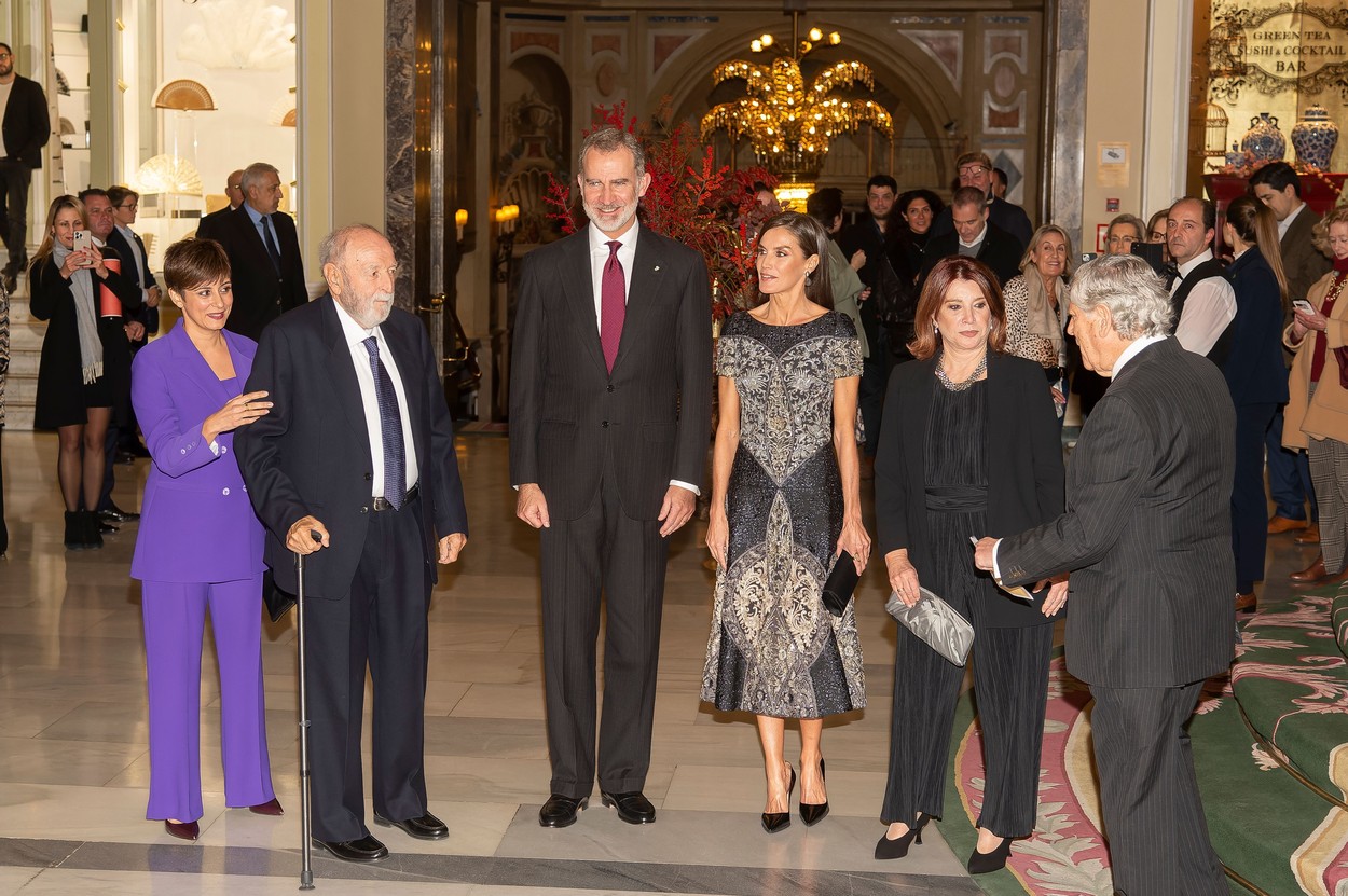 Regina Letizia și Regele Felipe, la decernarea unor premii de jurnalism