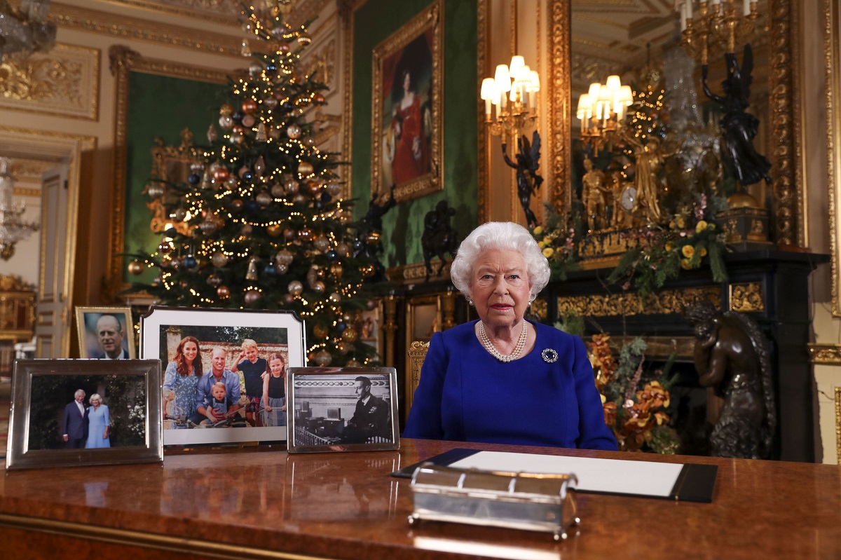 Regina Elisabeta a II-a la Castelul Windsor în anul 2021 de Crăciun